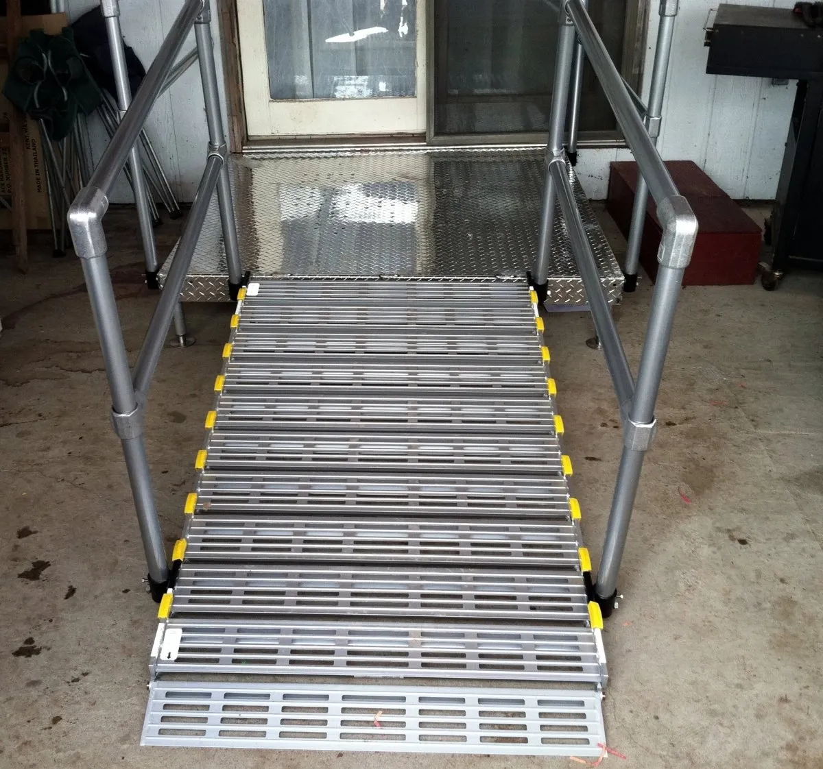 26" Wide Modular Ramp System without Handrails