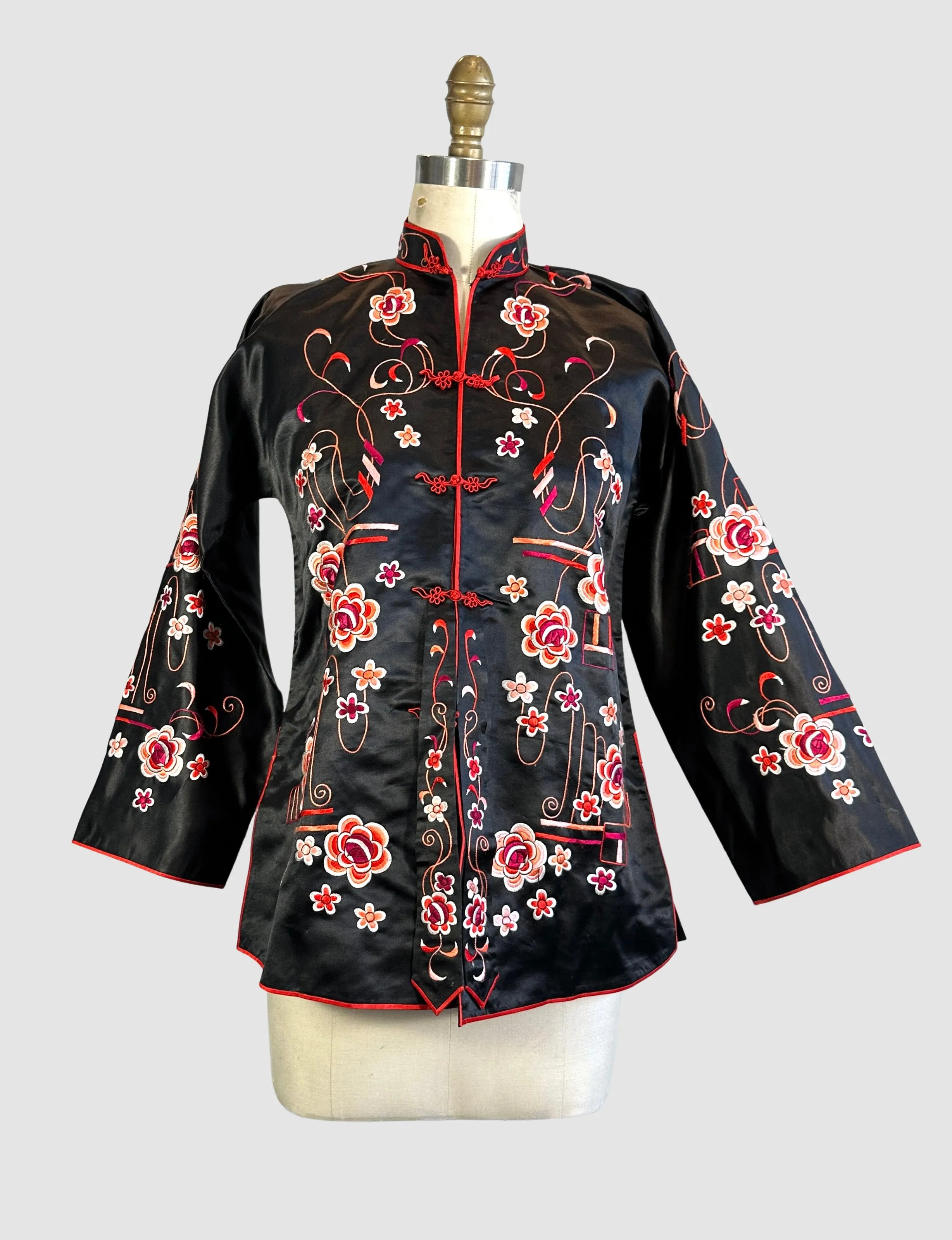 FINE CHINA 30s Silk Embroidered Jacket • Small