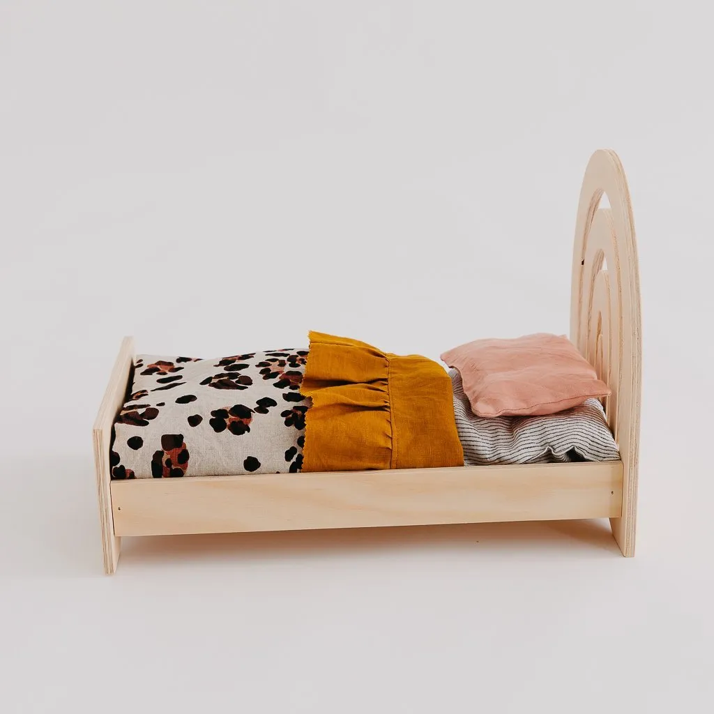 Rainbow Dolls Bed