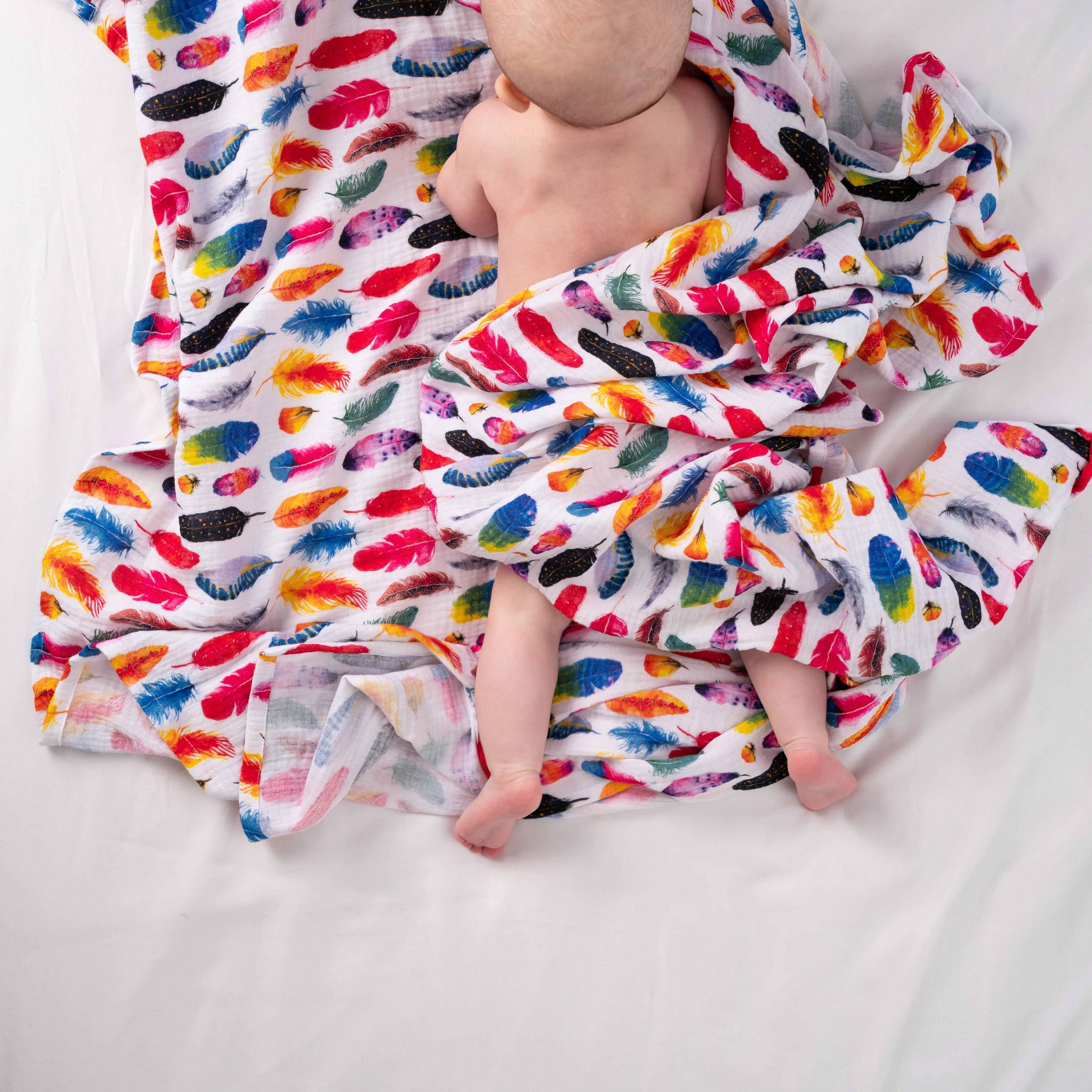 Rainbow feather print Muslin Swaddle