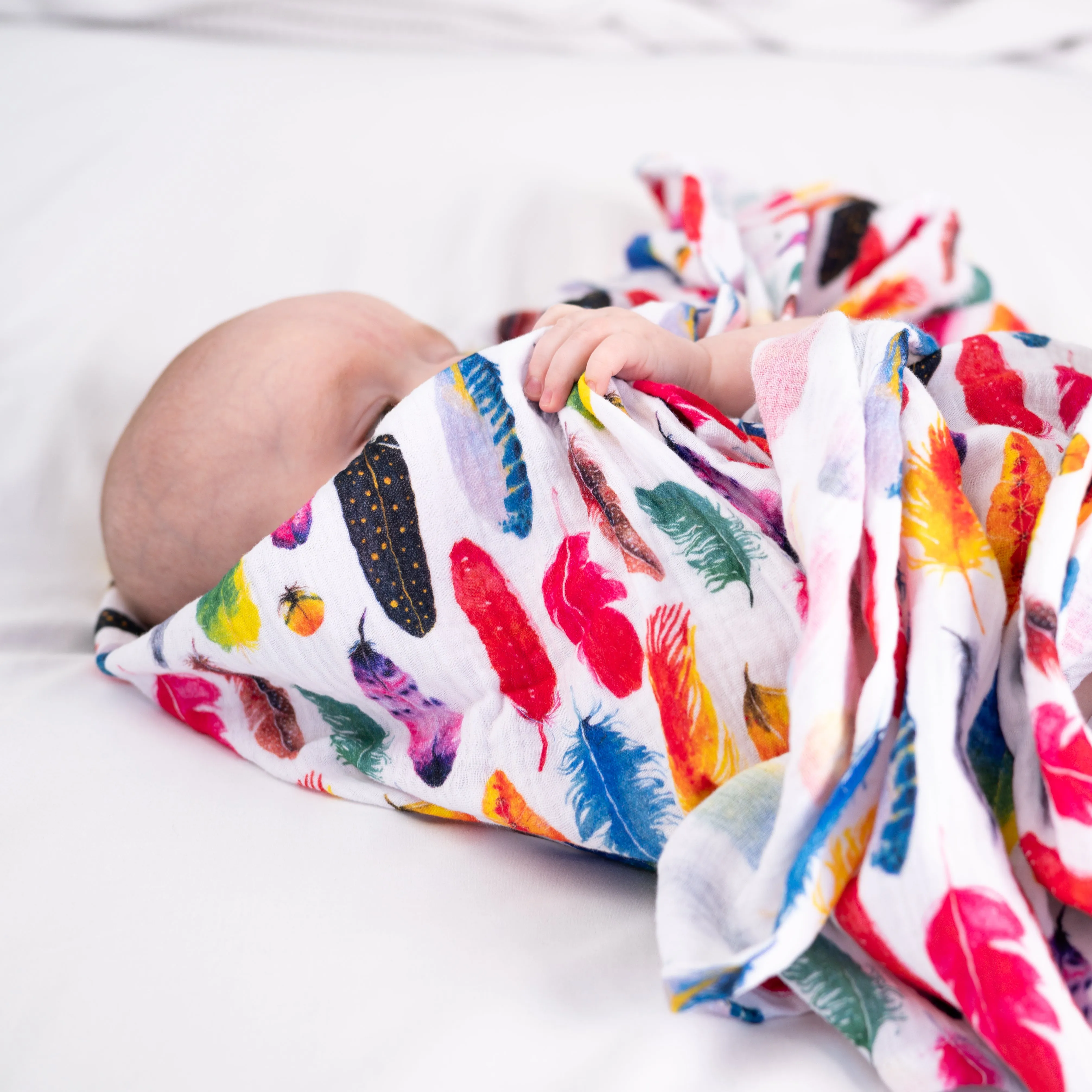 Rainbow feather print Muslin Swaddle